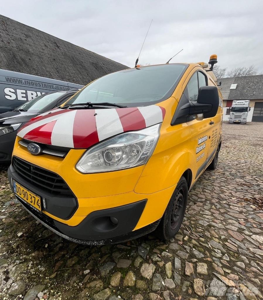 Ford Transit Custom Otomobiller