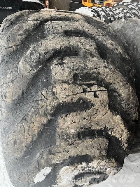 Nokian 710/45-26,5 Lastikler