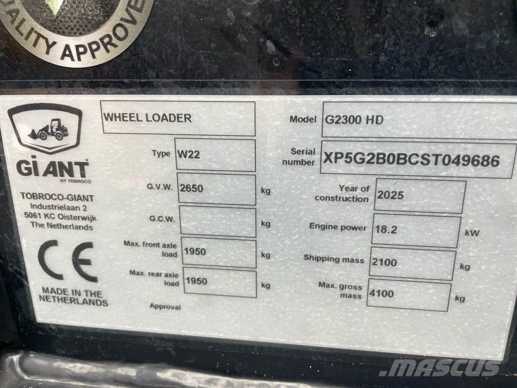 GiANT G2300 HD Tekerlekli yükleyiciler