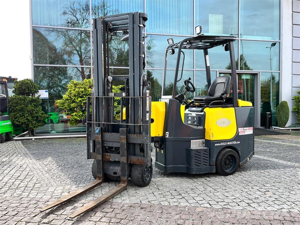 Aisle-Master 15NE Dar koridor forklifti