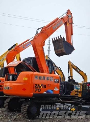 Hitachi 70 Paletli ekskavatörler