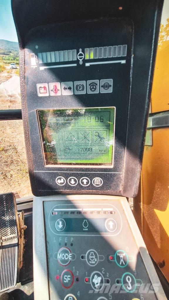 Liebherr R934C HDC Paletli ekskavatörler