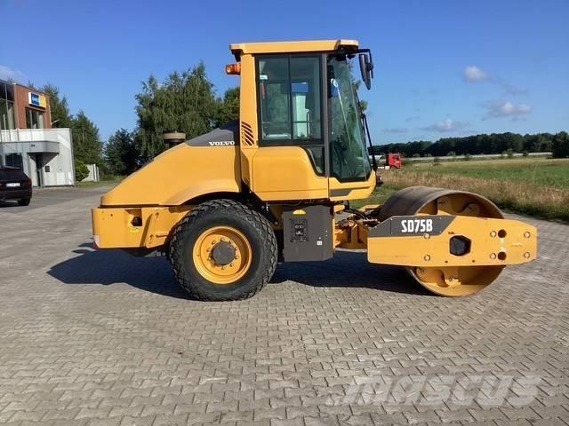 Volvo SD 75 B Tek tamburlu silindirler