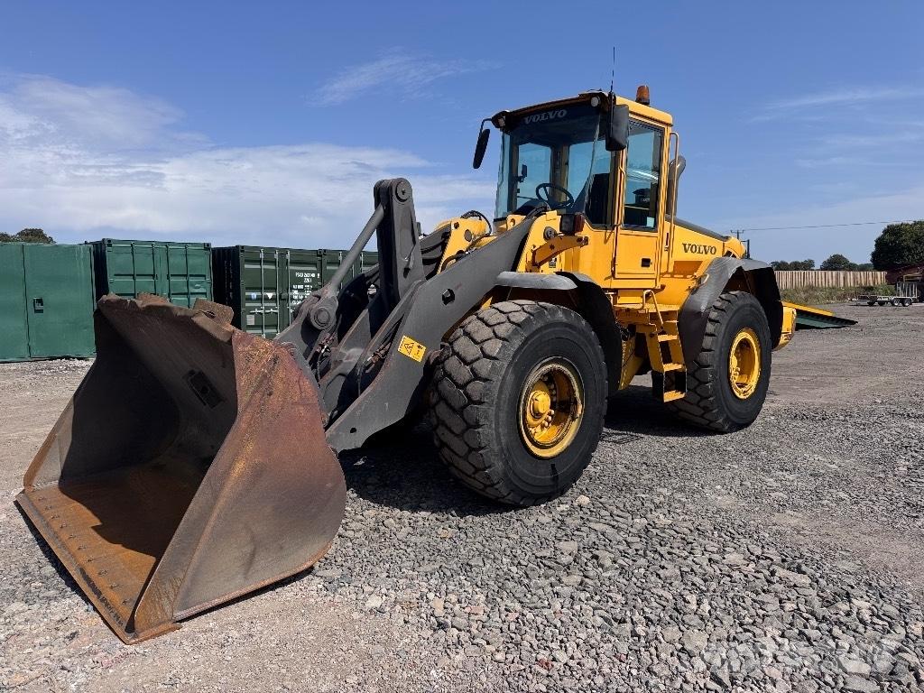 Volvo L 120 E Tekerlekli yükleyiciler