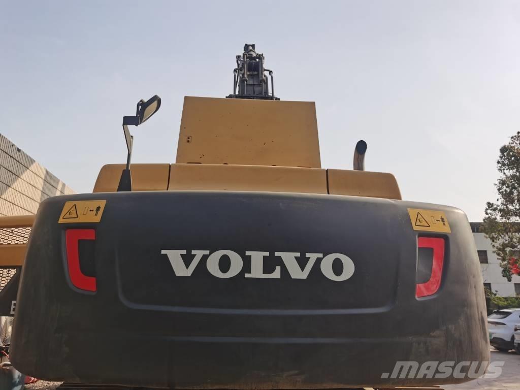 Volvo EC 480 D L Paletli ekskavatörler