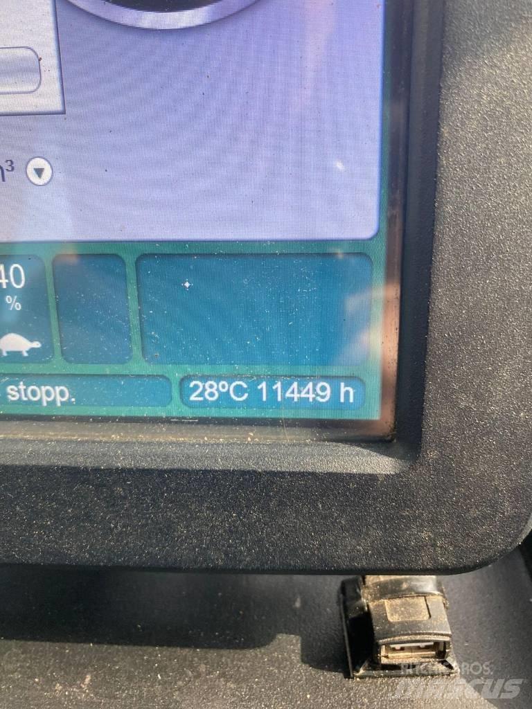 John Deere 1210 G Tomruk yükleyici traktörler