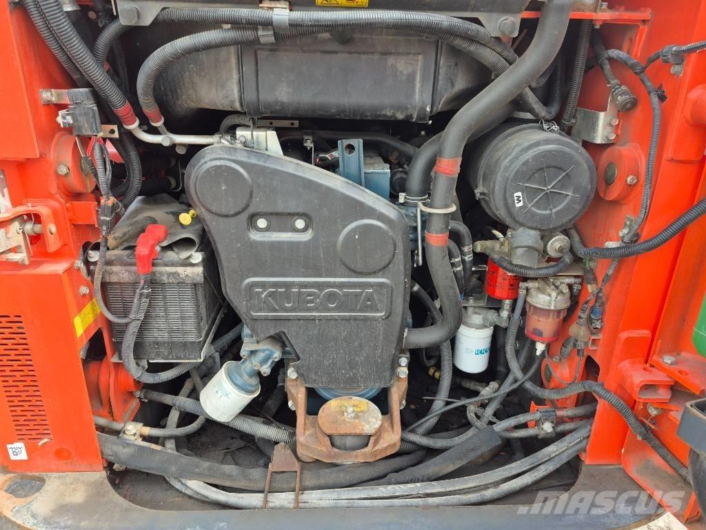 Kubota SSV 65 Skid steer loderler