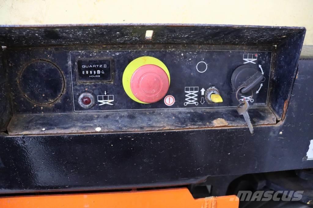 JLG 1932R Makasli platformlar