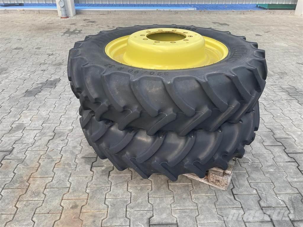 Mitas 320/90R32 Tekerlekler