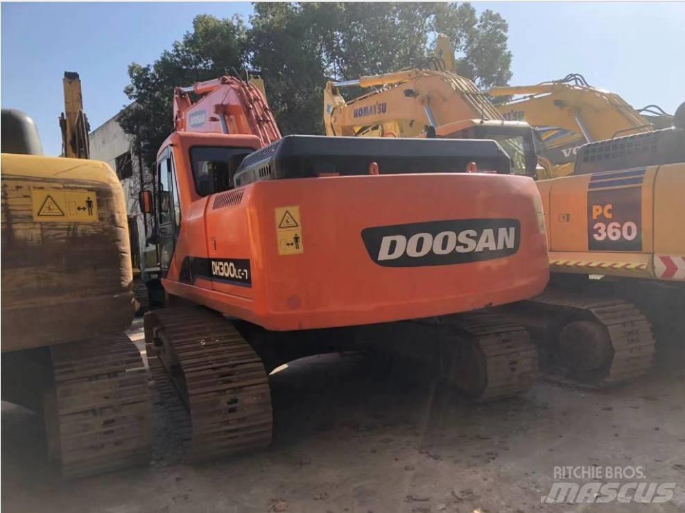 Doosan 225 LC Paletli ekskavatörler