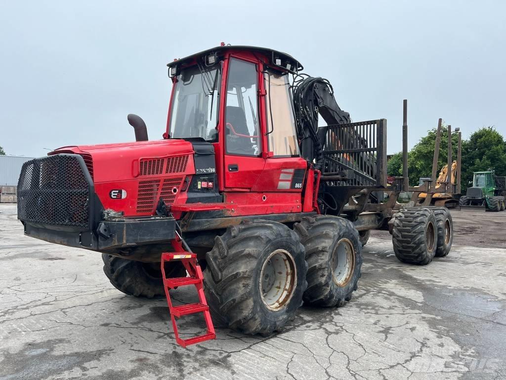 Komatsu 865 Tomruk yükleyici traktörler