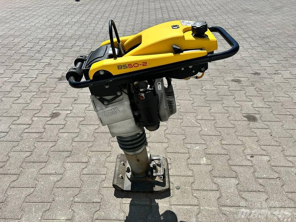 Wacker Neuson BS50-2 Sıkıştırma tokmakları