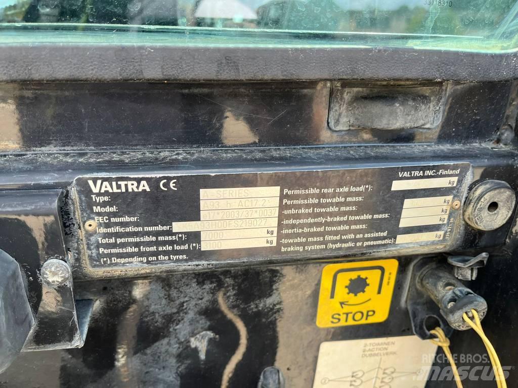 Valtra A 93 Traktörler