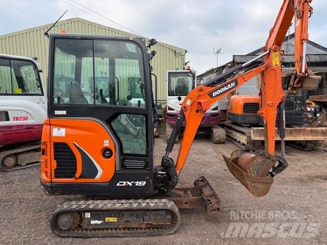 Doosan DX 19 Mini ekskavatörler, 7 tona dek