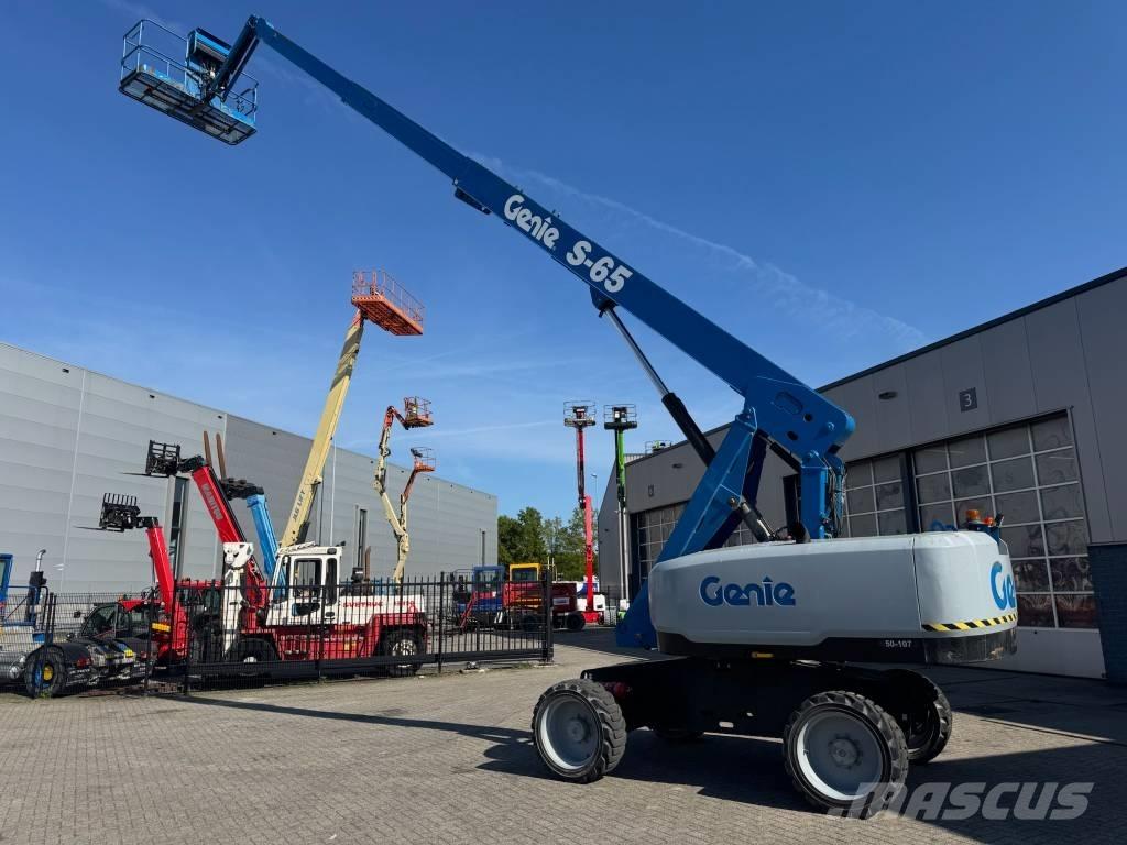 Genie S 65 Teleskopik personel platformları