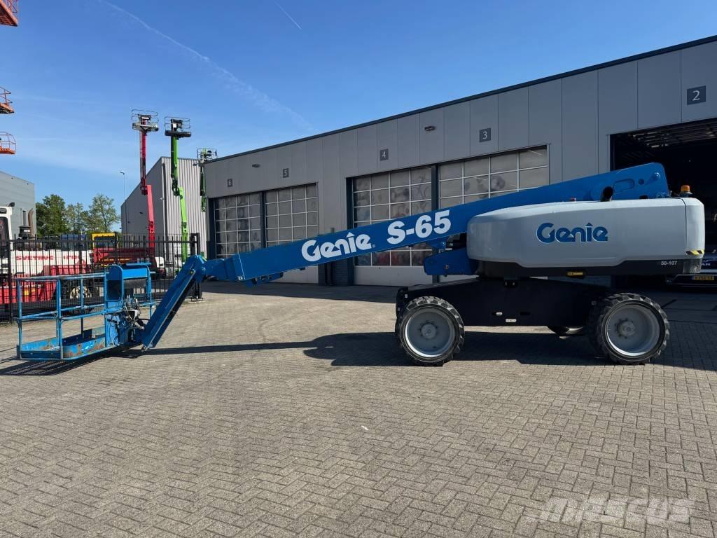 Genie S 65 Teleskopik personel platformları