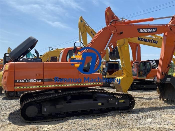 Doosan DX 260LC Paletli ekskavatörler