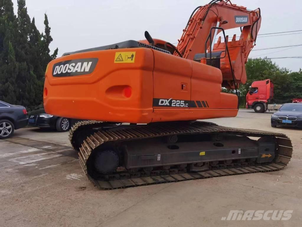 Doosan dx225 Paletli ekskavatörler
