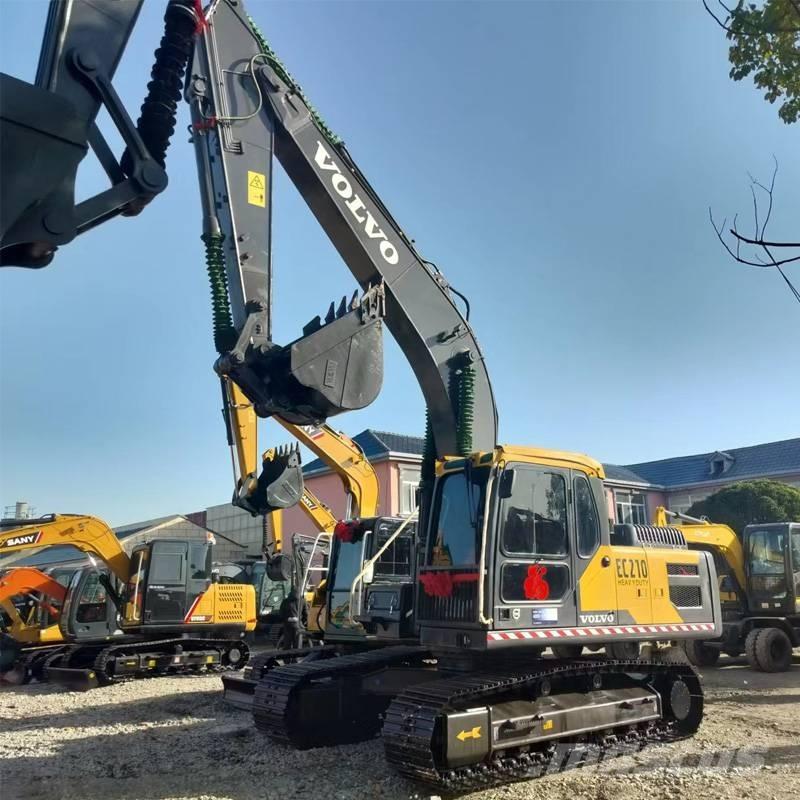 Volvo EC 210 Paletli ekskavatörler