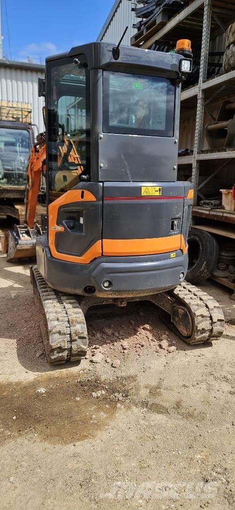 Develon DX 27 Z-7 Mini ekskavatörler, 7 tona dek