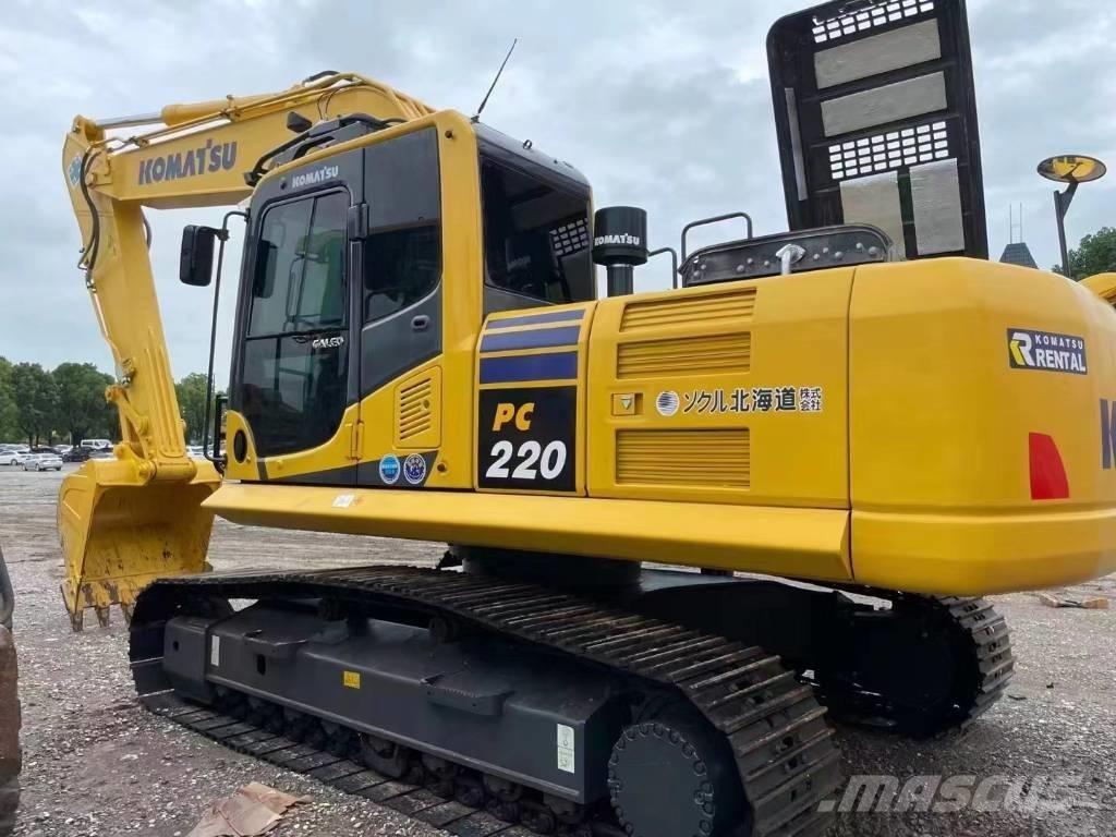Komatsu PC220-8 Paletli ekskavatörler