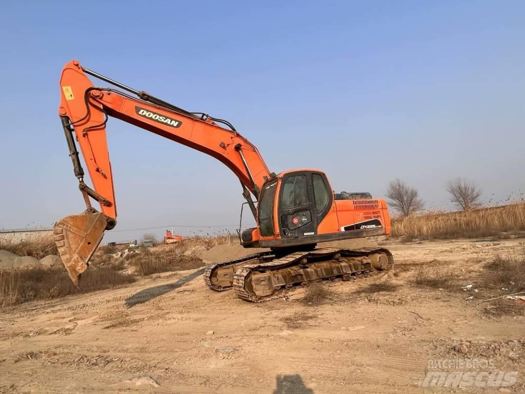 Doosan DX225LC-9C Paletli ekskavatörler