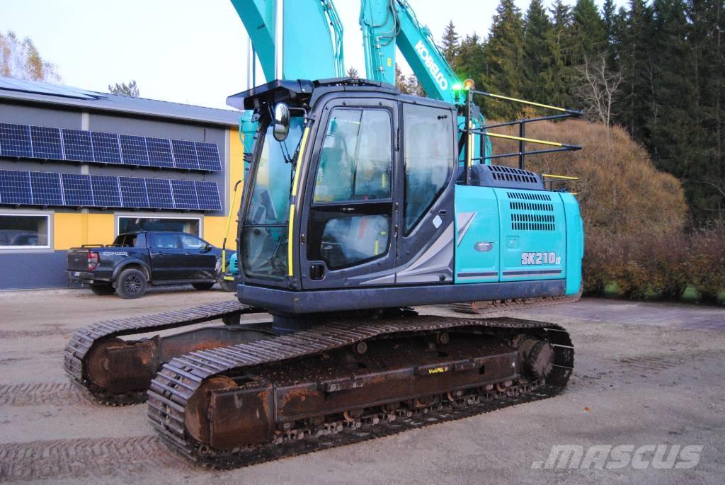 Kobelco SK210LC-11 Paletli ekskavatörler