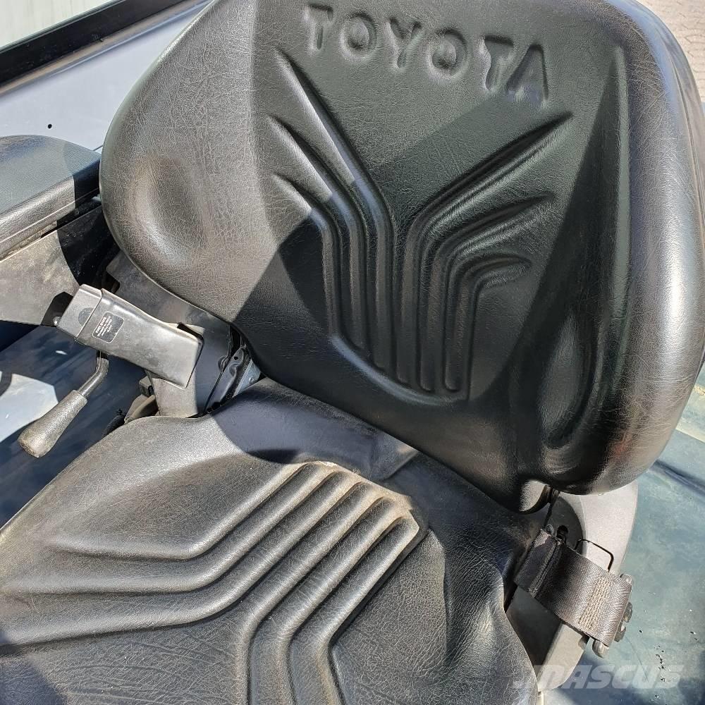 Toyota Traigo 80 Elektrikli forkliftler