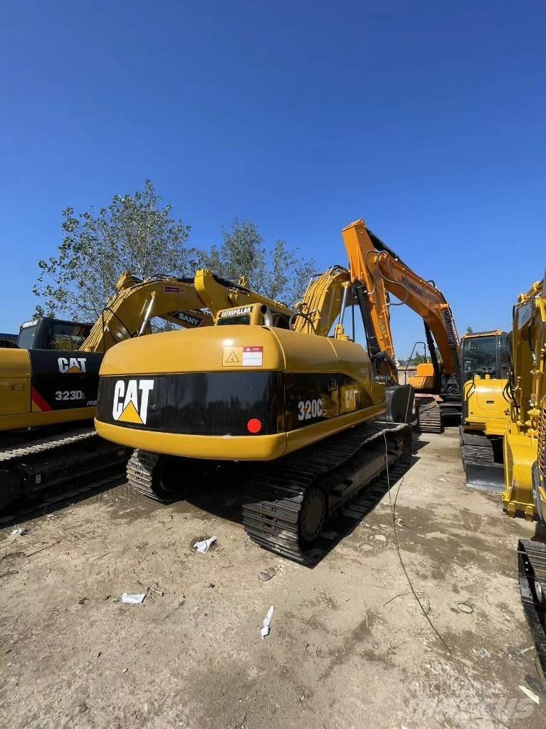 CAT 320 GC Paletli ekskavatörler