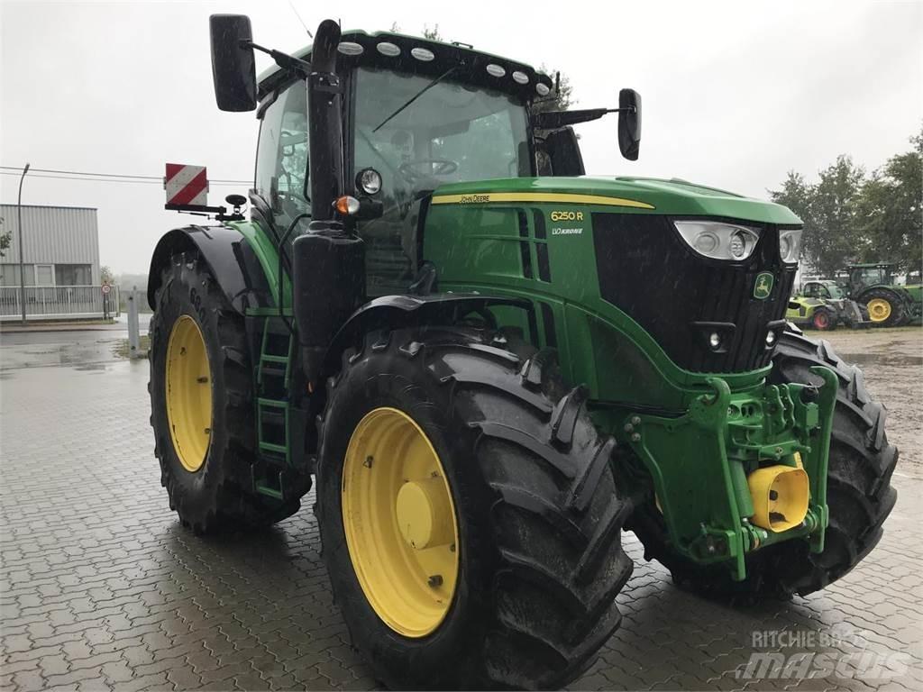 John Deere 6250R Traktörler