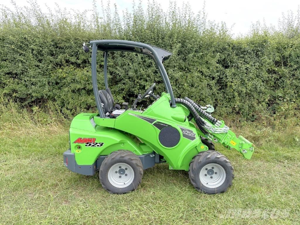 Avant 523 Mini yükleyiciler