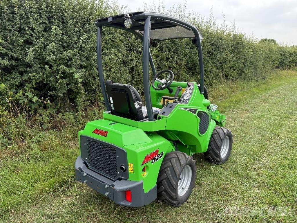 Avant 523 Mini yükleyiciler
