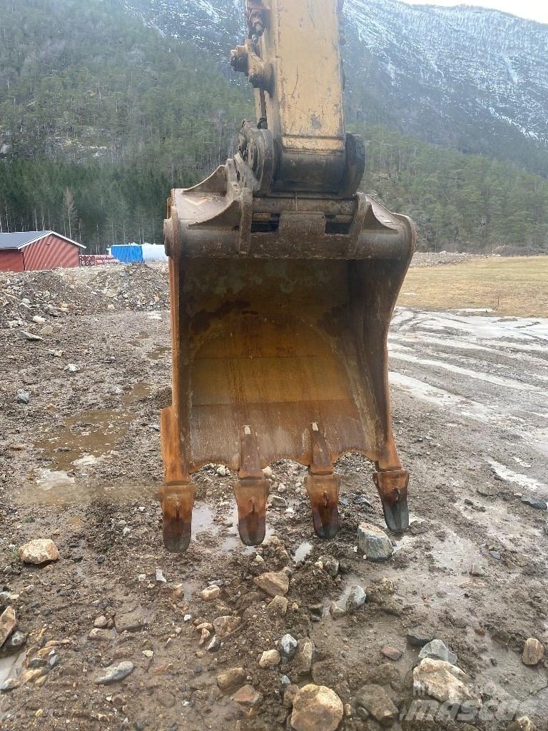 CAT 336 EL Paletli ekskavatörler