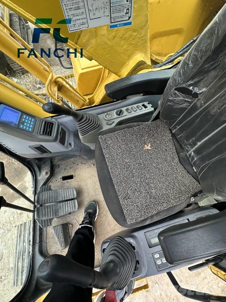 Komatsu PC 220 Paletli ekskavatörler