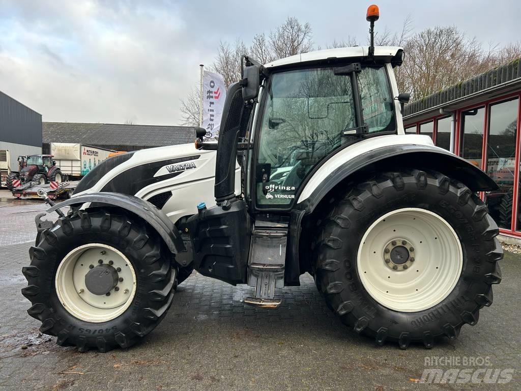 Valtra T154 Active Traktörler
