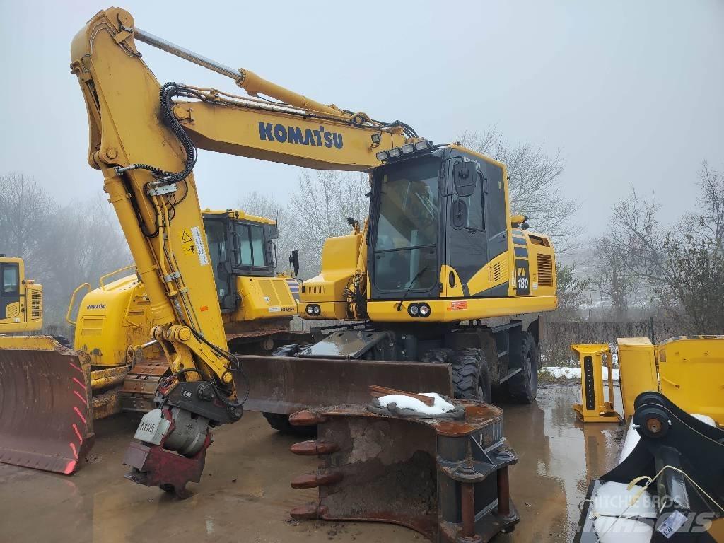 Komatsu PW180-11 Lastik tekerli ekskavatörler