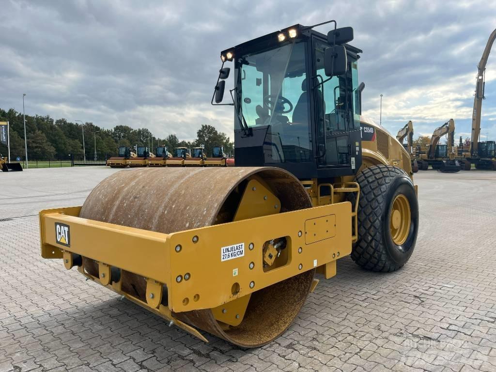 CAT CS 54 B Tek tamburlu silindirler