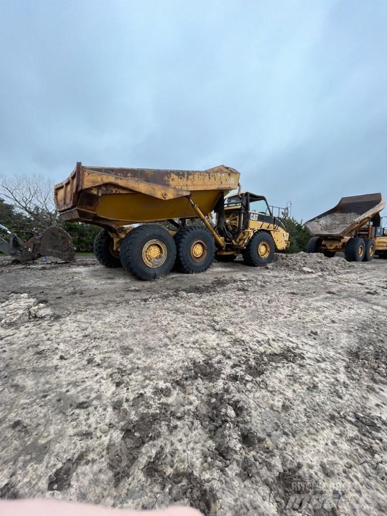 CAT 730 Belden kirma kaya kamyonu