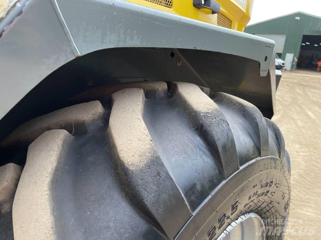 Wacker Neuson DV 90 Belden kirma kamyonlar