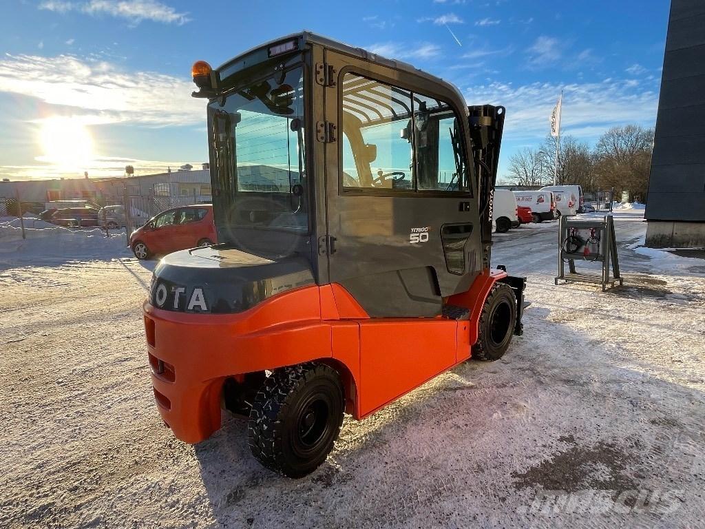 Toyota 8FBMT50 Elektrikli forkliftler