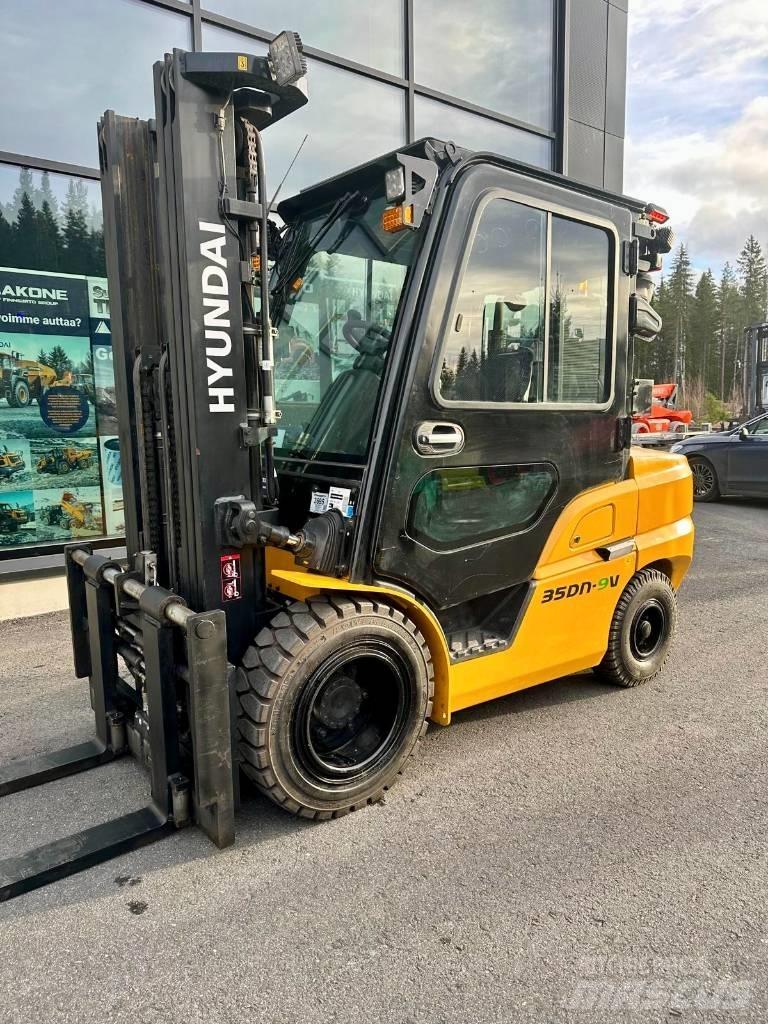 Hyundai 35DN-9V Dizel forkliftler
