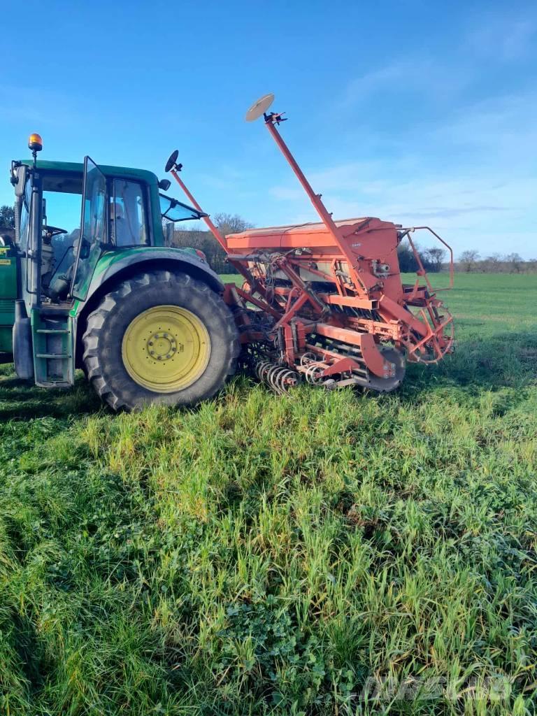 Kuhn Integra 4000 Kombine hububat mibzerleri