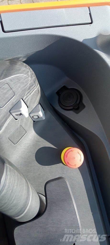 Toyota LSI200 Düsük seviye kaldirici