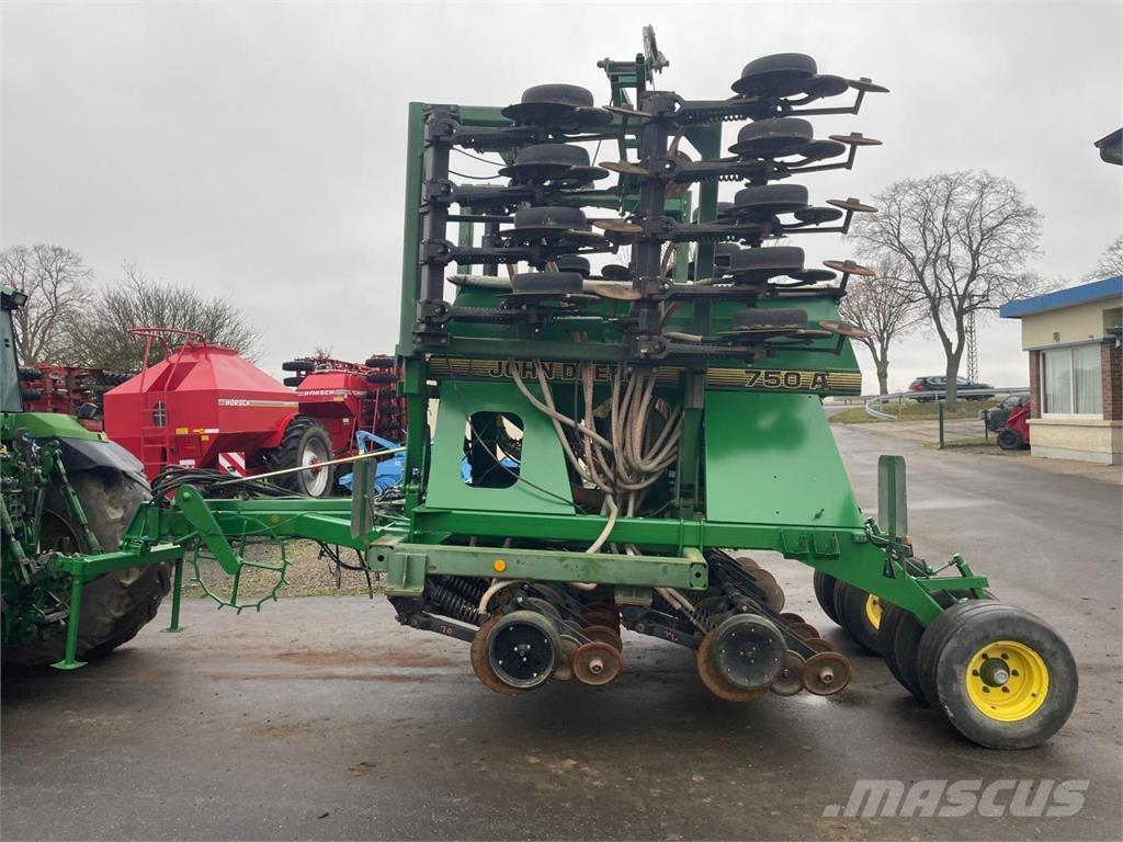 John Deere 750A 6m Hassas ekim makinalari