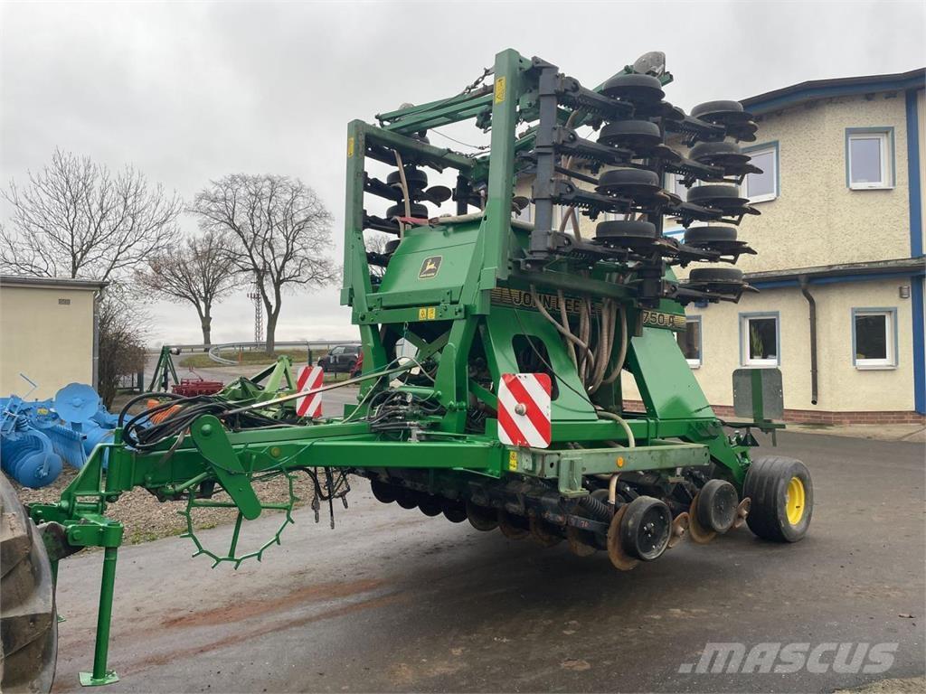 John Deere 750A 6m Hassas ekim makinalari