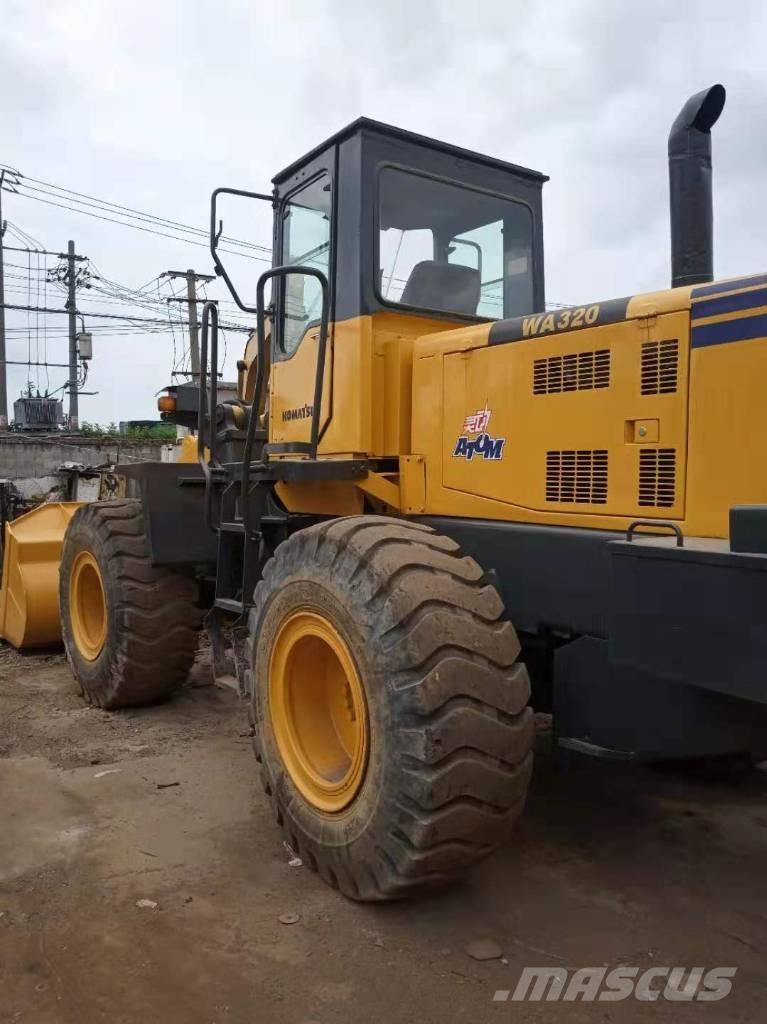 Komatsu WA 320-3 Tekerlekli yükleyiciler