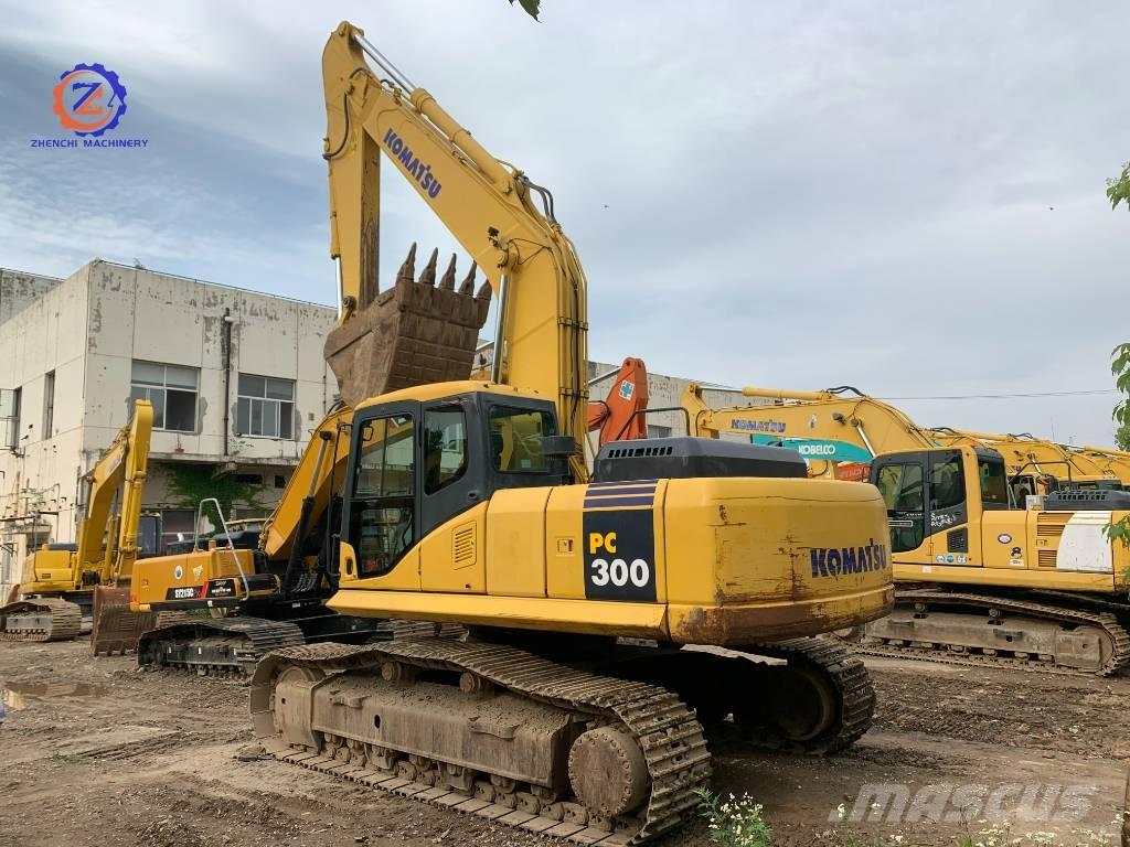 Komatsu PC 300 Paletli ekskavatörler