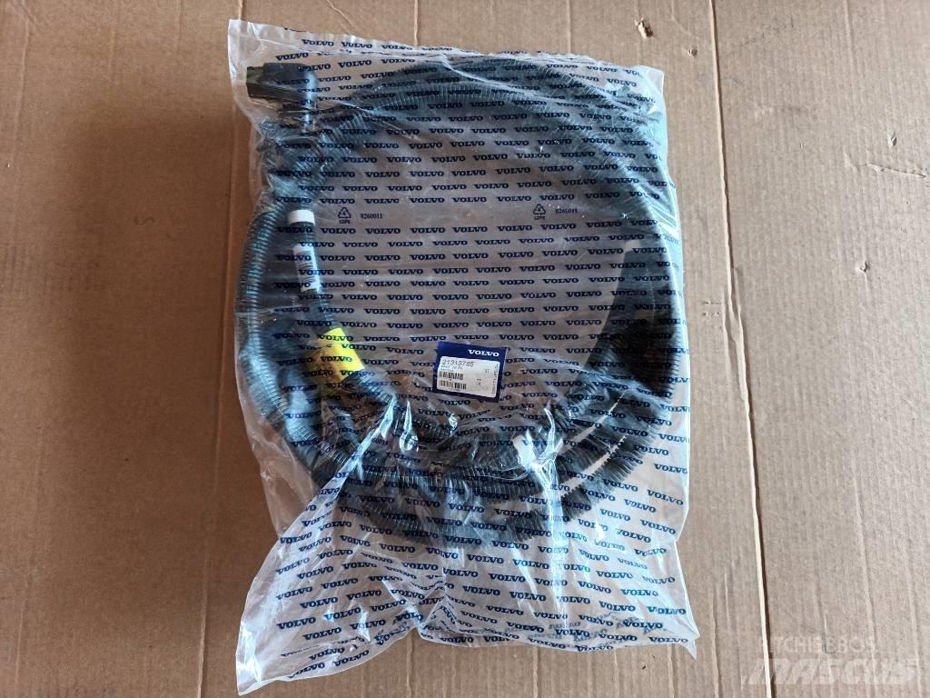 Volvo HOSE  21313785 Hidrolik