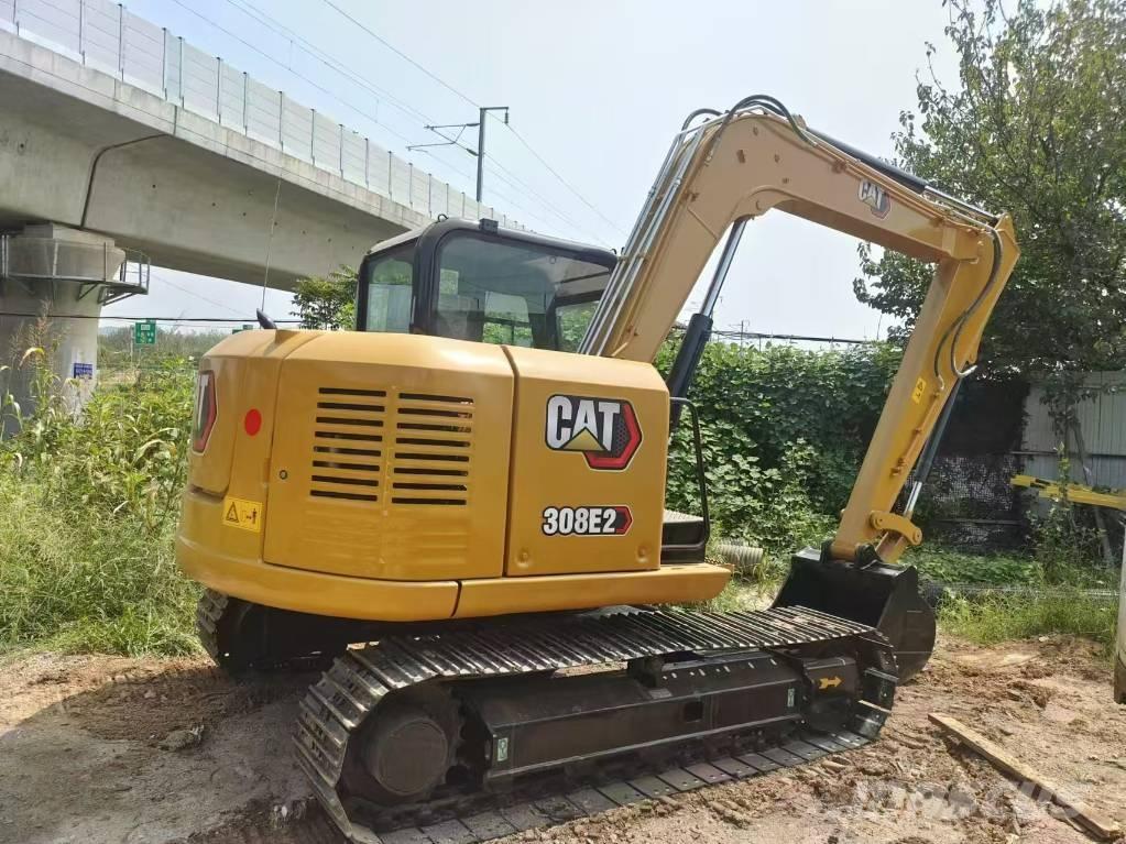 CAT 308 E Paletli ekskavatörler