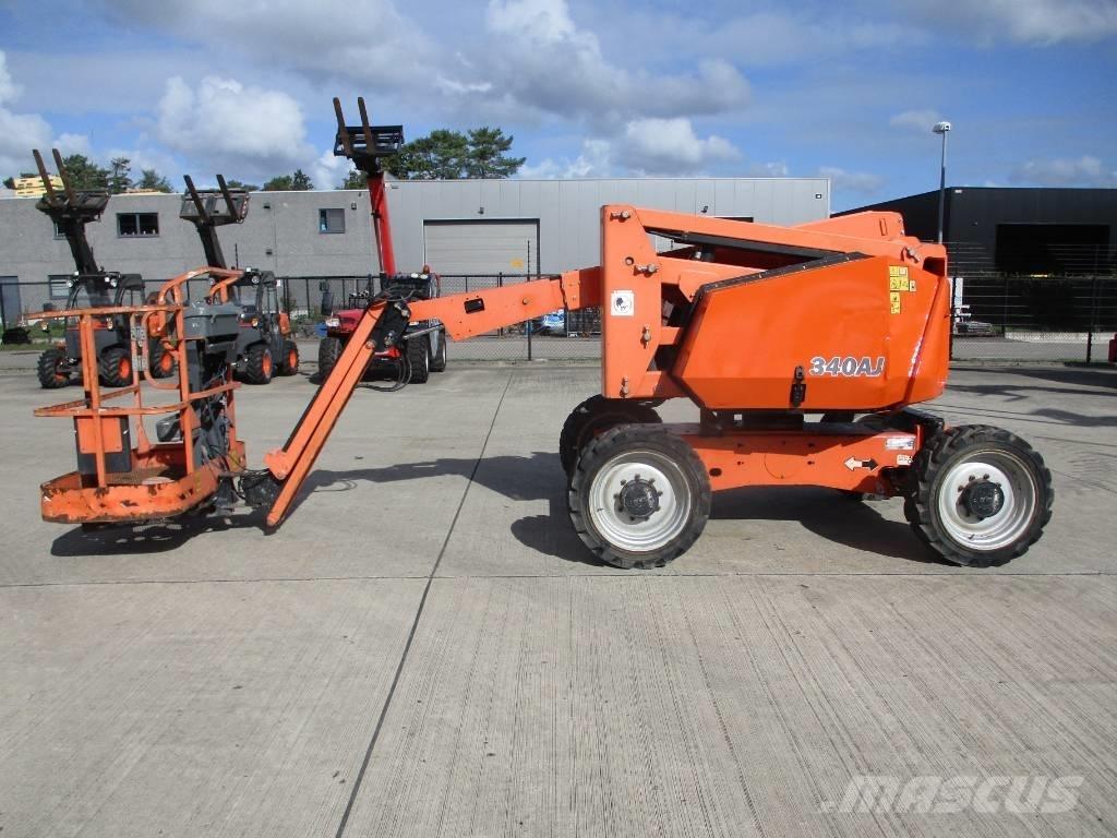 JLG 340AJ (835) Kompakt kendinden tahrikli personel platformları